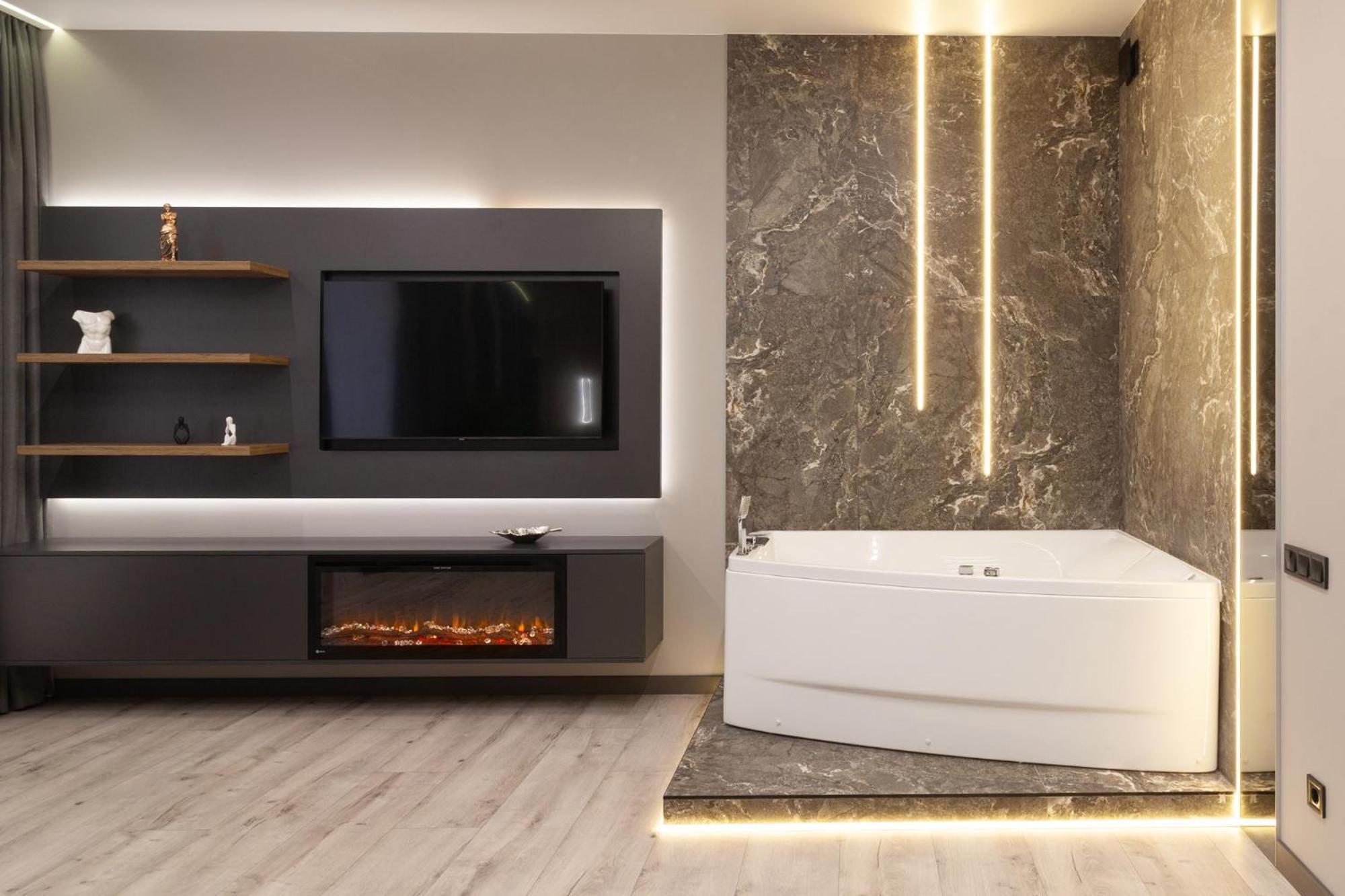 Royal Vip Jacuzzi Apart Lviv Extérieur photo