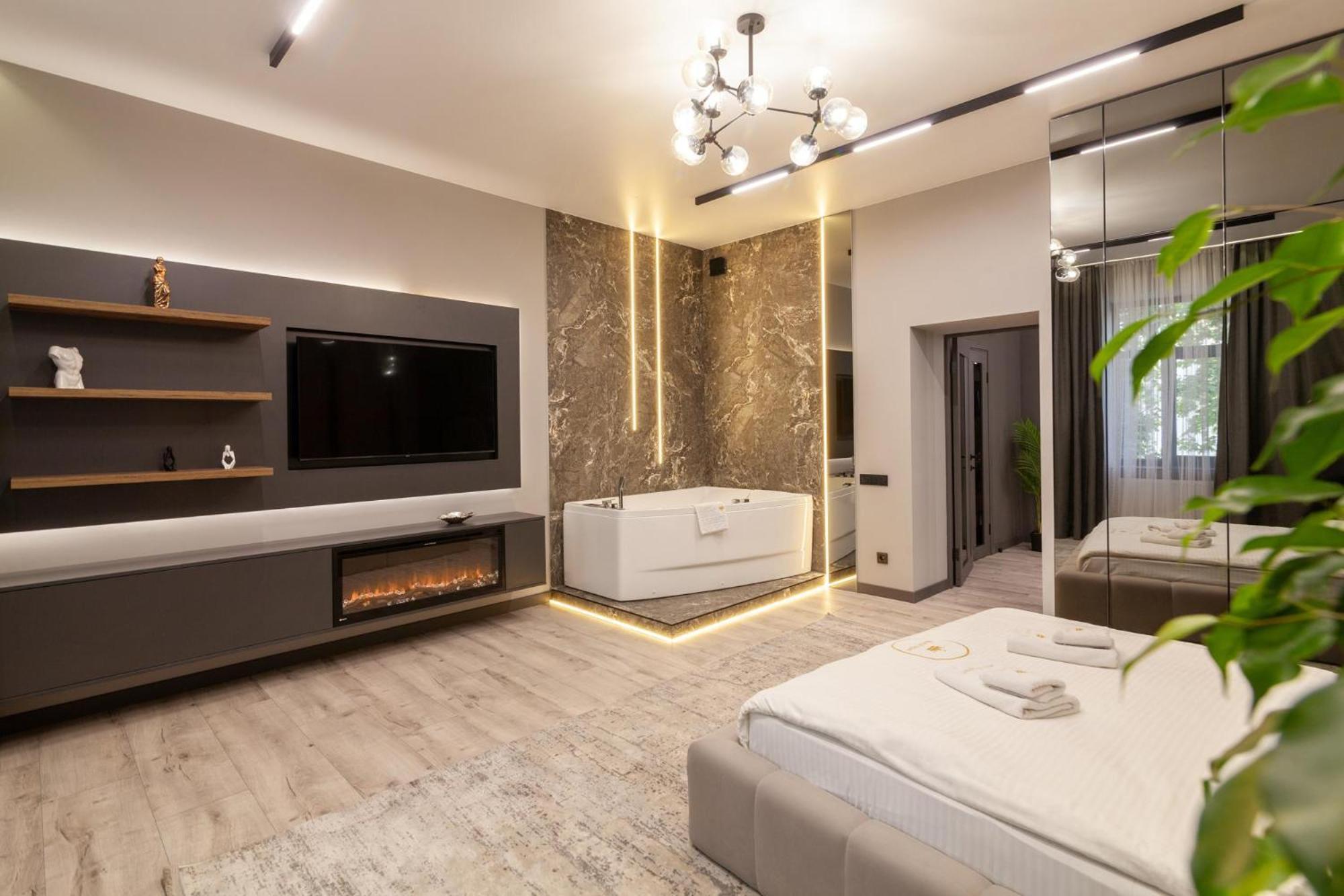 Royal Vip Jacuzzi Apart Lviv Extérieur photo