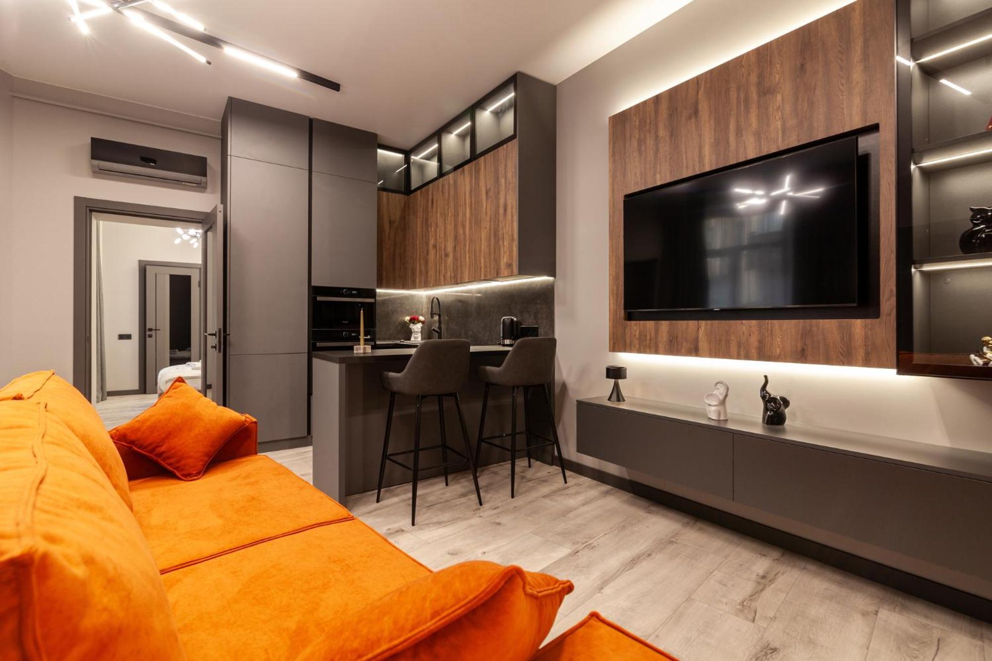Royal Vip Jacuzzi Apart Lviv Extérieur photo